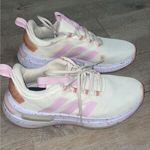 Adidas Cloud Foam Comfort Tennis Shoes